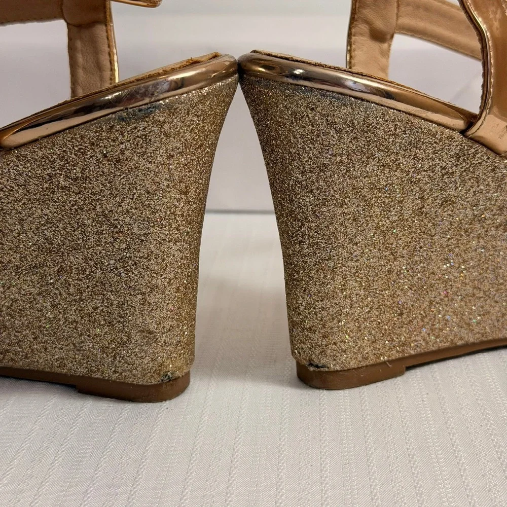 Rose Gold Glitter Metallic Wedge Sandals Sz 7.5 Strappy Platform Heels Prom Glam